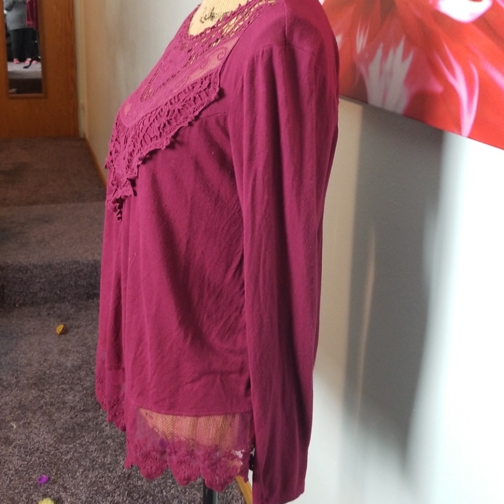 Top - Picture 4 of 5